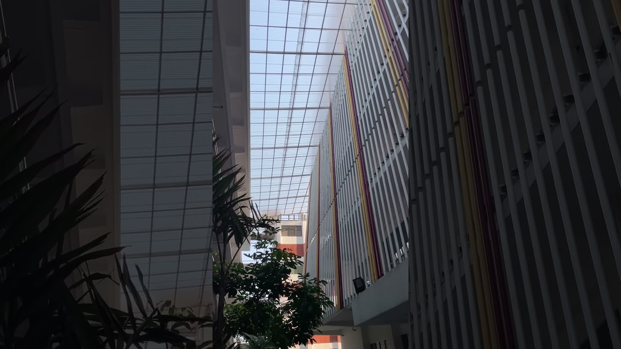 Vibes kampus Ubaya