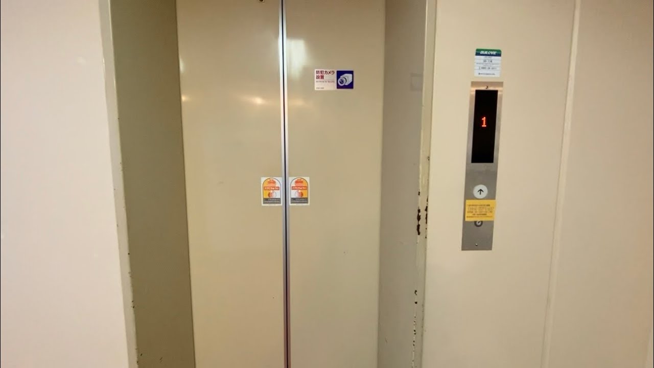 MRT micc    立体駐車場のエレベーター