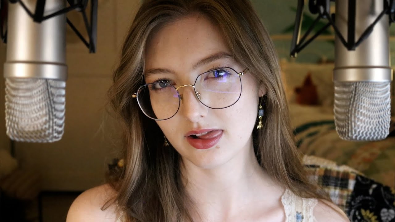 ASMR Tongue Flutters & Mouth Sounds ✨ Ear to Ear