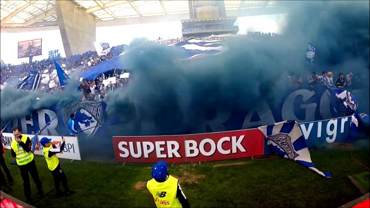 Pyro Party SUPER DRAGÕES | FCPorto x lagartos 2015/2016