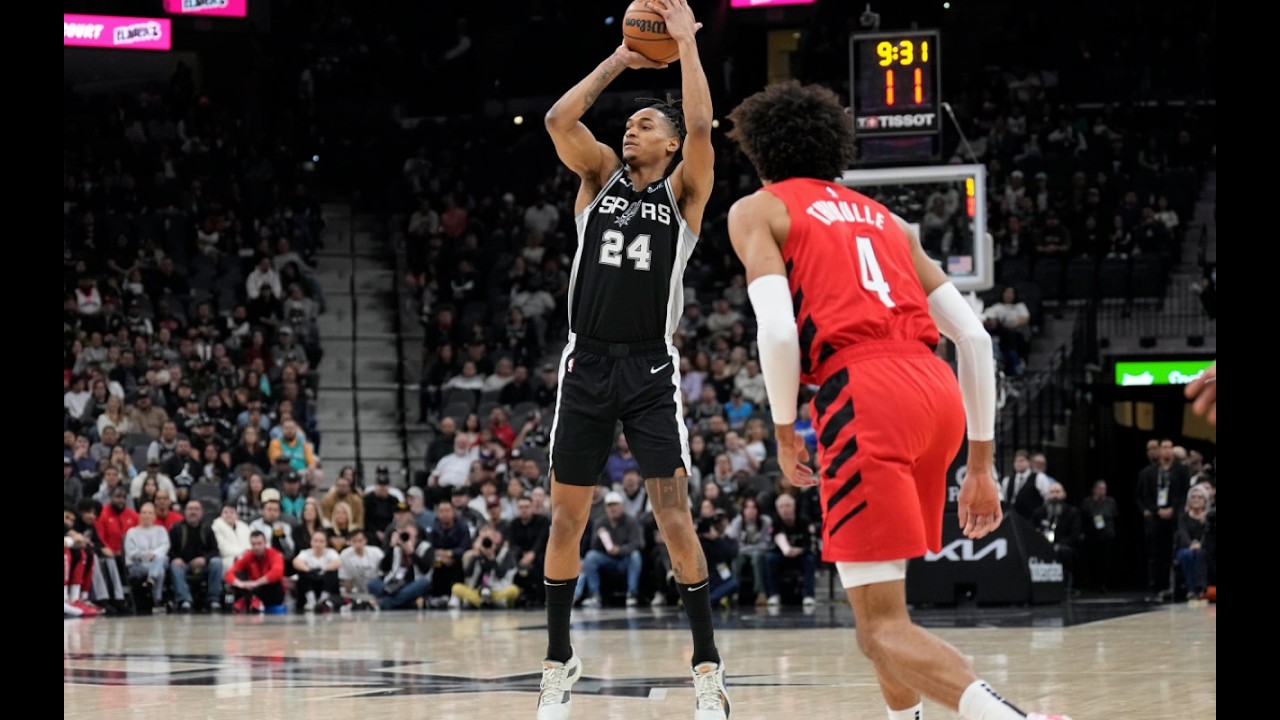 San Antonio Spurs CRAZY COMEBACK WIN Vs Toronto Raptors!