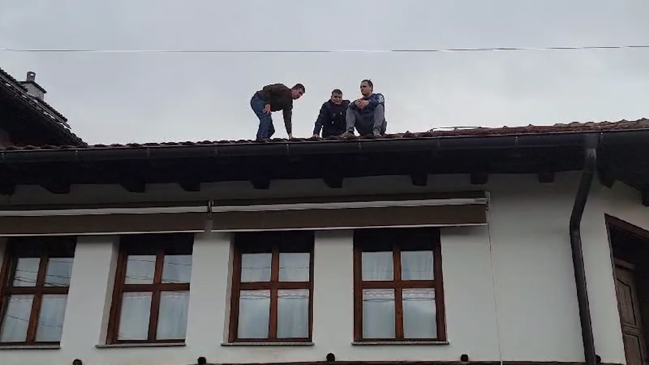 Specijalci Kosovske policije u Velikoj Hoči