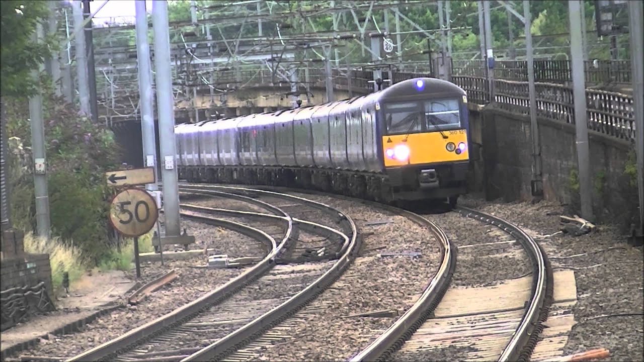 NXEA 360 12 Car Desiro Passing Ilford
