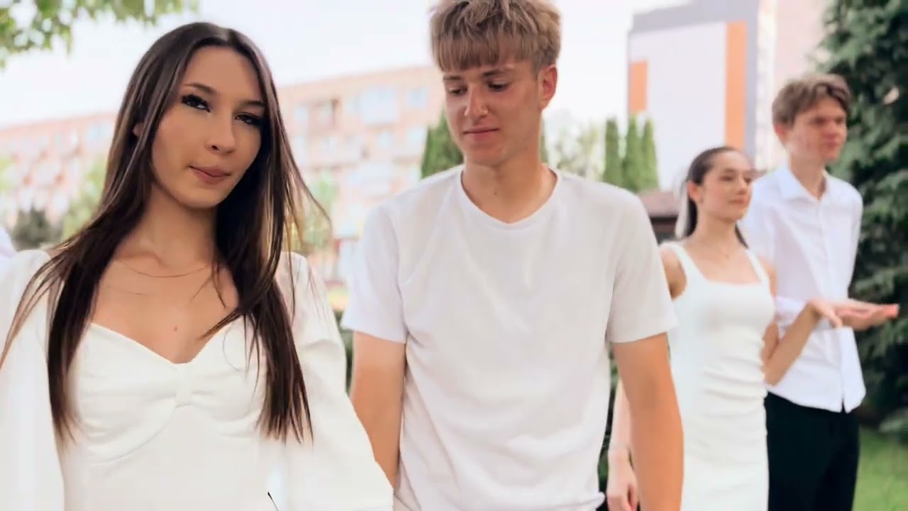 Вальс від випускників 2025 року