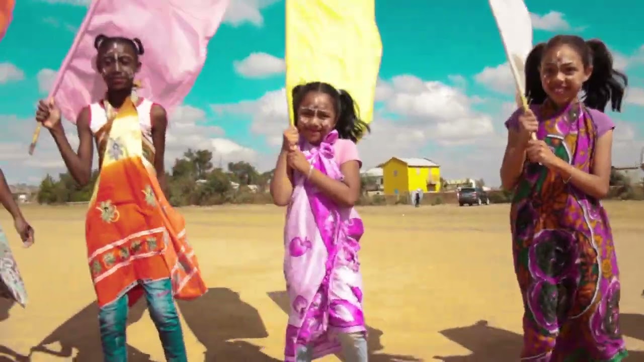 HOSIK I GASIKARA (TENNIE) Feon ala.Clip Gasy Nouveauté