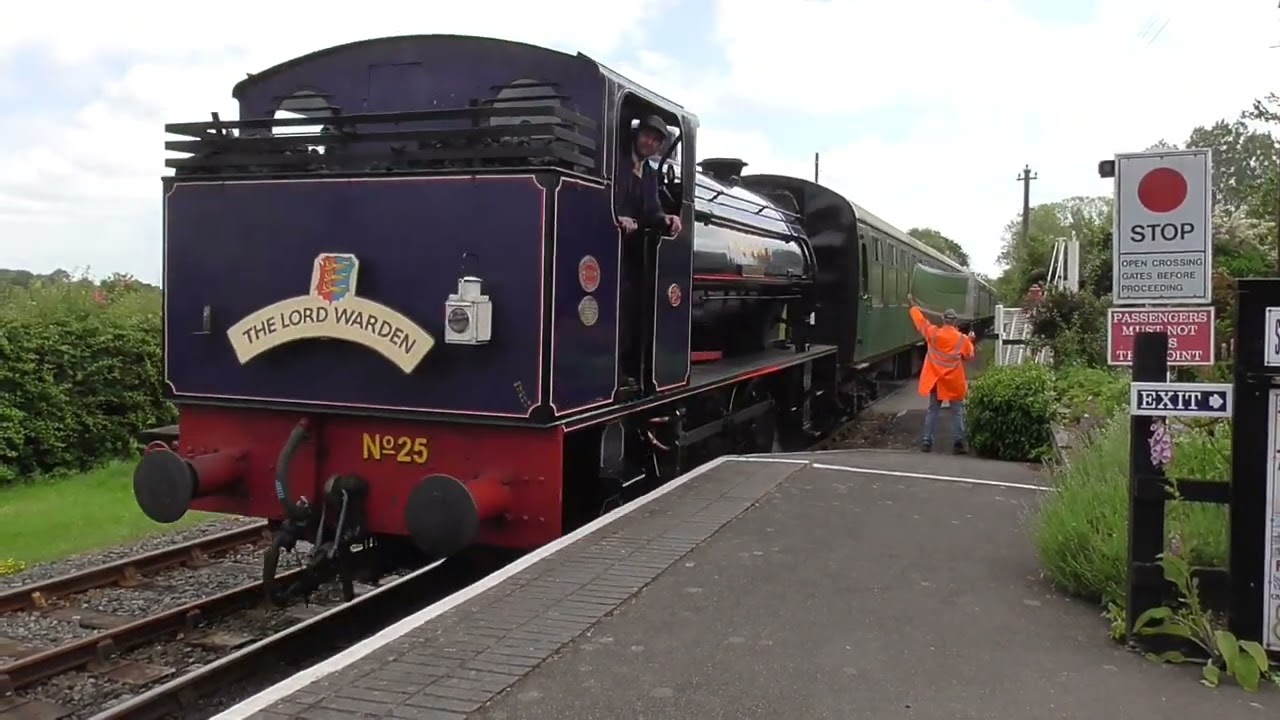 Sunday at Bodiam. 2/6/2024. KESR 50th Anniversary gala.