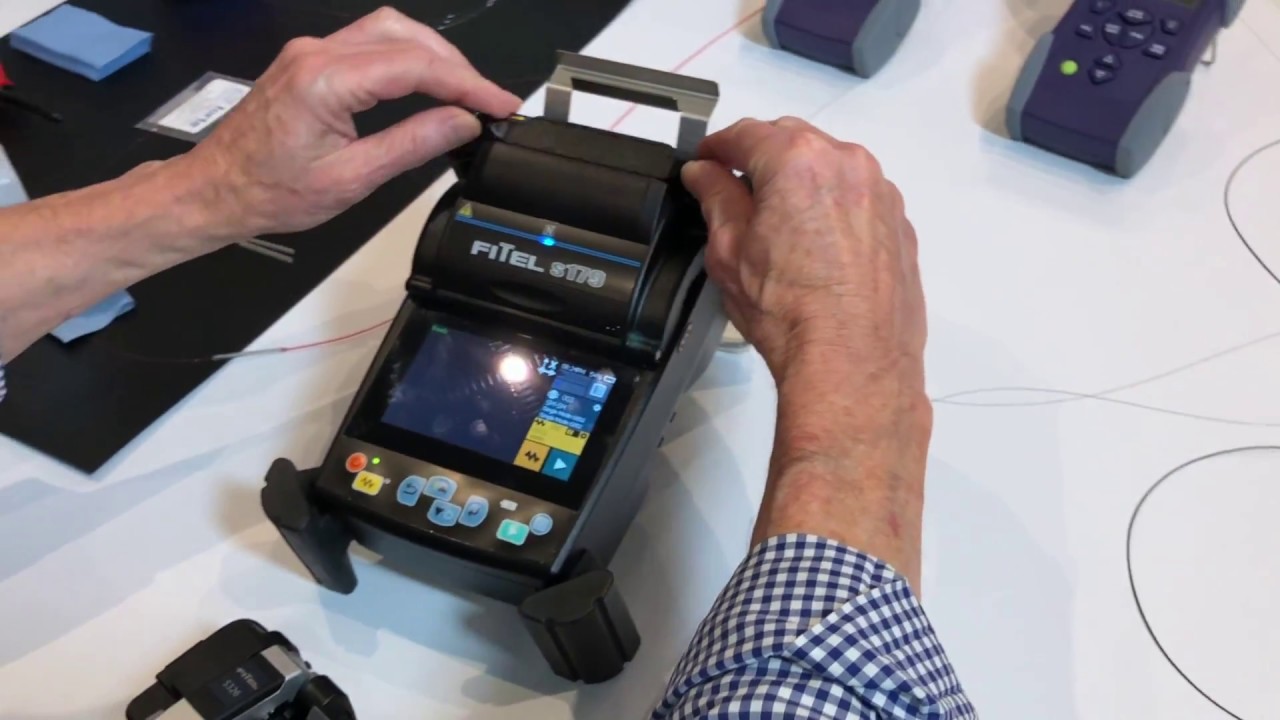 FITEL S179A Demonstration: Fusion splicing process