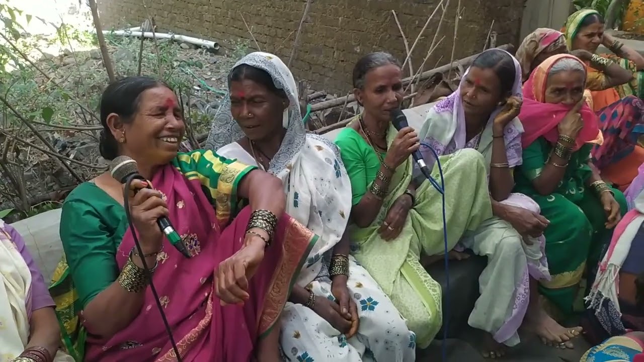 गावाकडच्या हळद व कार्यक्रमाची मज्जा