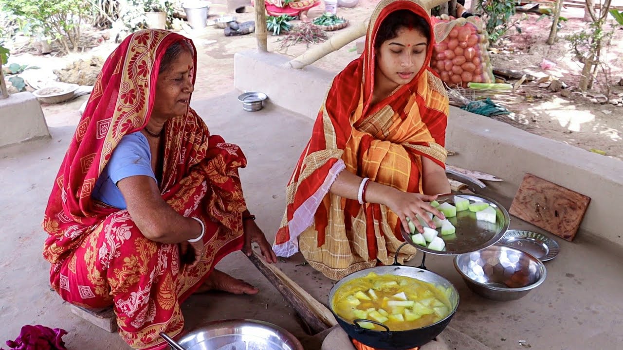 আজ ঠাকুমার কাছে শিখলাম লাউ দিয়ে মুসুর ডাল রান্না সবথেকে সহজ উপায়ে | Masoor Dal Recipe |