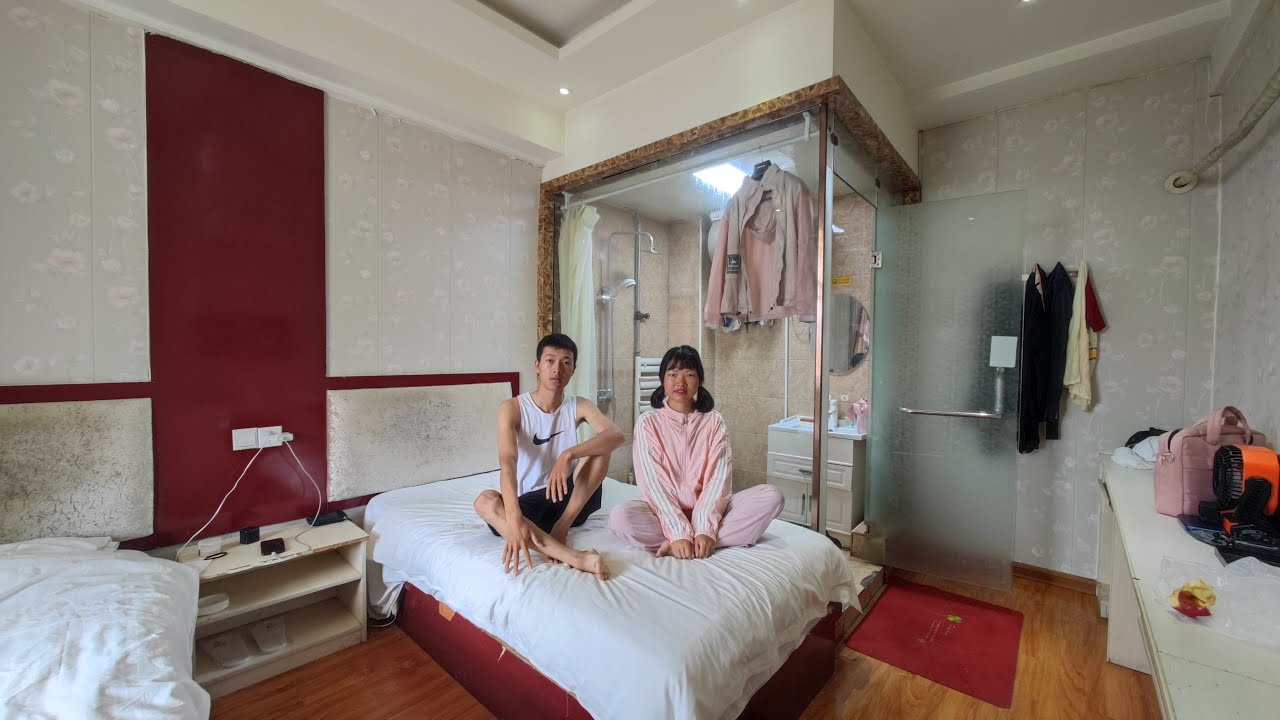带着媳妇骑行甘肃，抵达临夏县身体不适休整两天，我们住上宾馆了【周亿发的旅行】