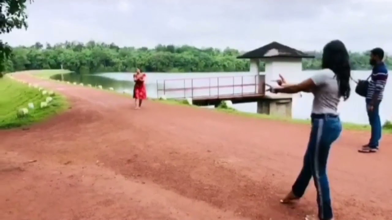 ලොක්කි තිරගත කිරීම් අතරතුර   Shalini Fernando  ලිහිණි  Deweni Inima