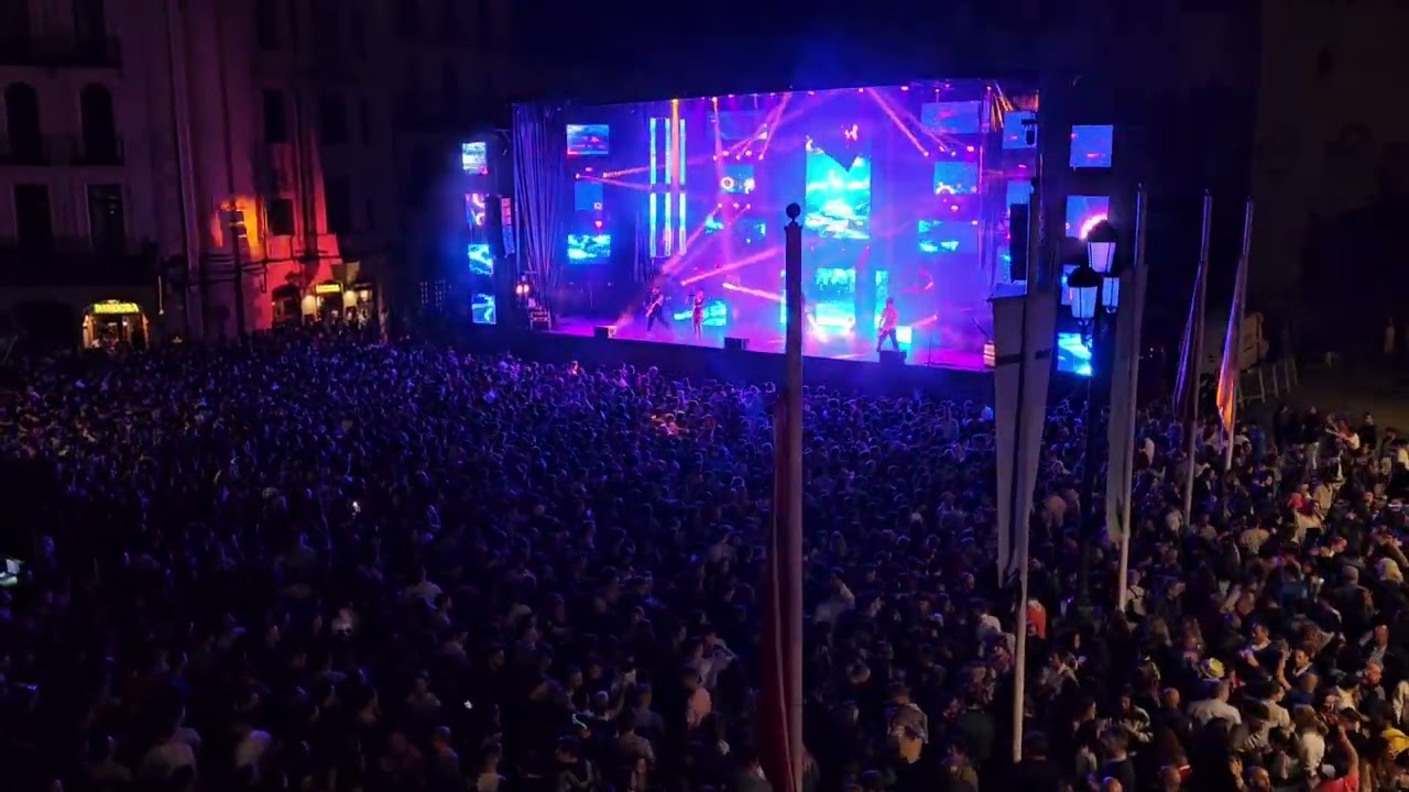 Ferias y Fiestas San Juan y San Pedro Segovia 2024. Orquesta Pikante. Plaza Mayor. 29/6/2024