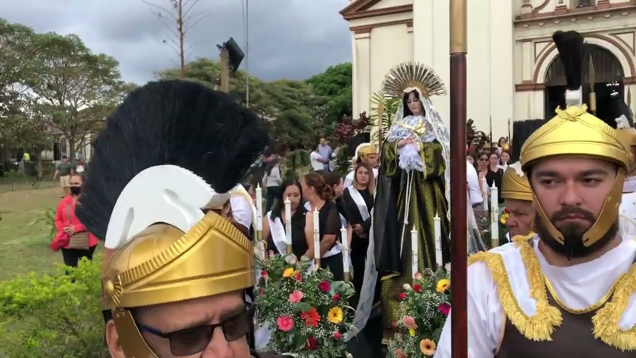 ⛪ ¿A DÓNDE VAS, MARÍA DOLOROSA?