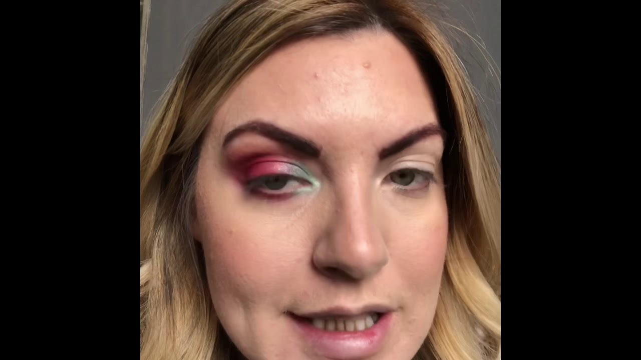 FIRST IMPRESSIONS REVOLUTION SHOOK PALETTE & L&rsquo;OR&Eacute;AL MAKEUP