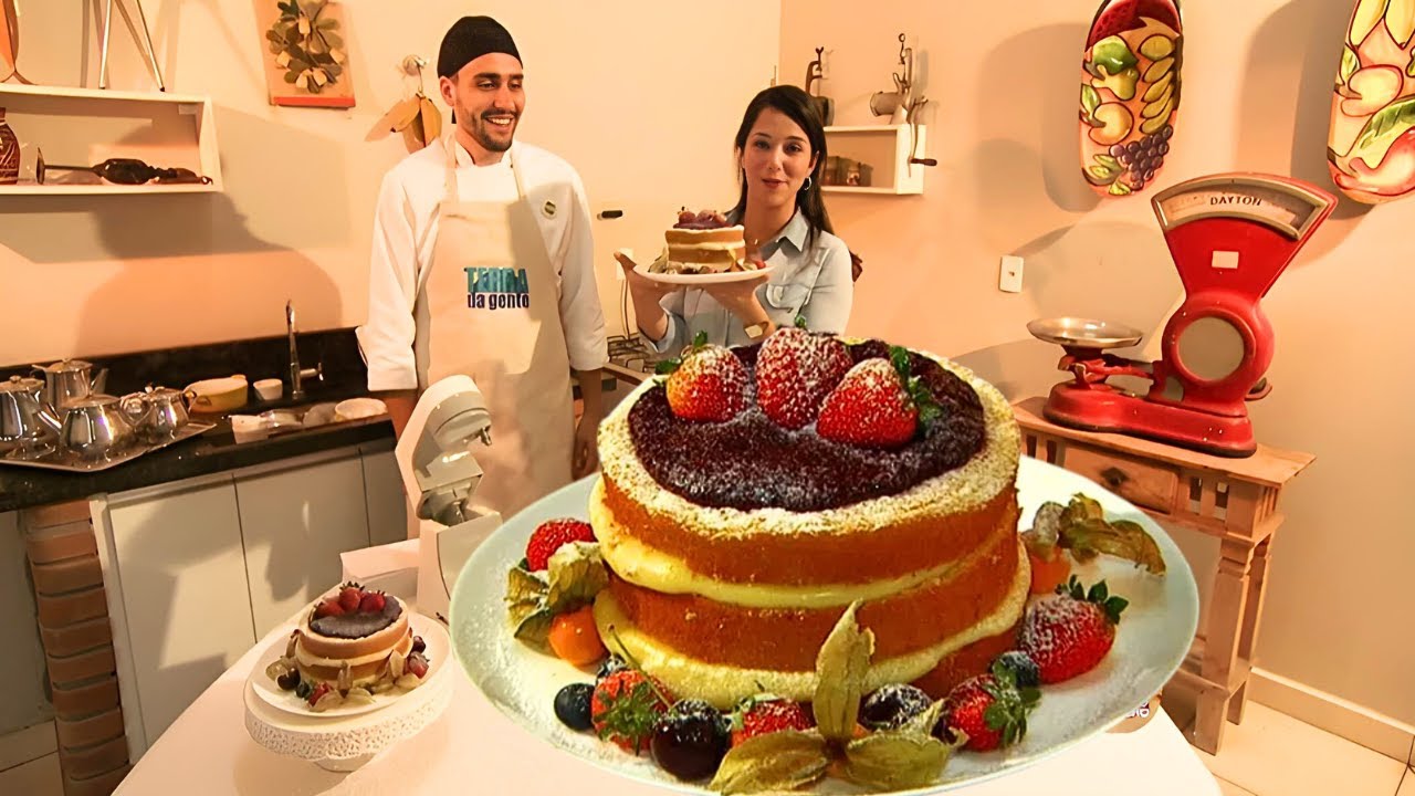 NAKED CAKE BOLO SEM AQUELA COBERTURA TRADICIONAL E MUITO FÁCIL DE FAZER QUE FICA UM ESPETÁCULO