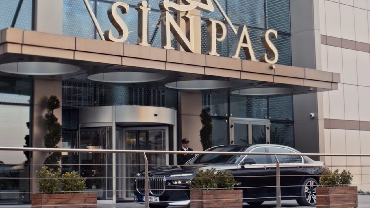 Kim b&ouml;yle bir reklam filminde oynamak istemez ki?