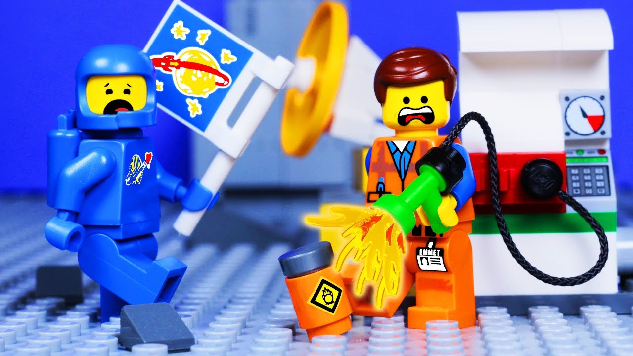 LEGO MOVIE 2 SPACE PRANK FAIL - ANIMATION for Kids