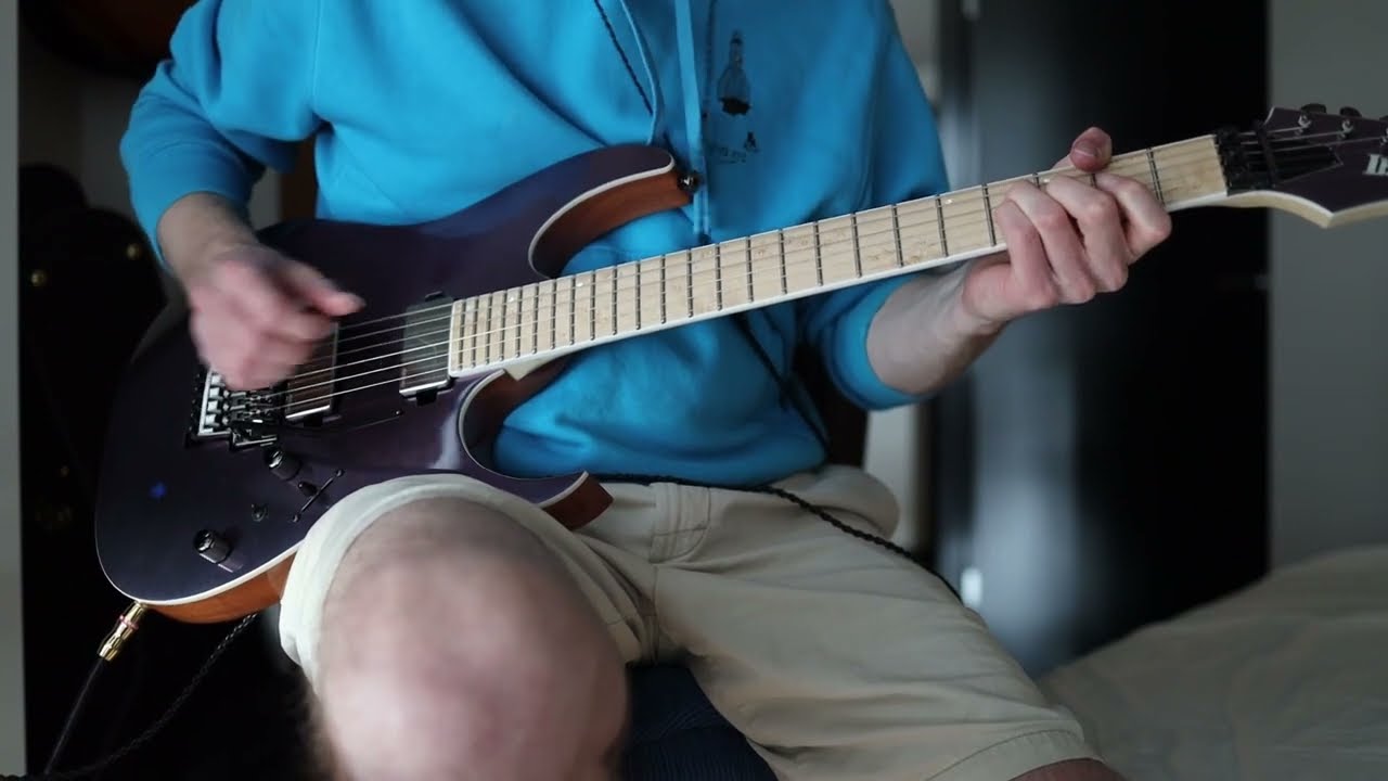 Ibanez RG5120M Polar Lights (clean + chorus demo)