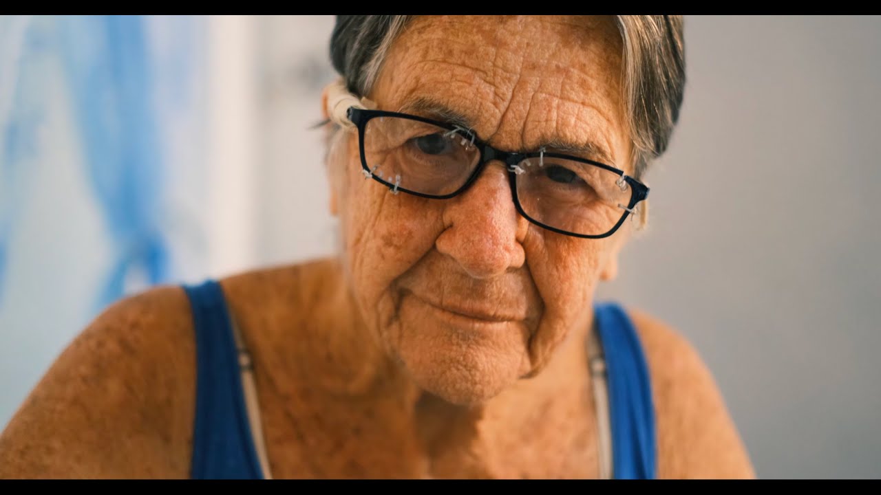 The Last Time I Saw My Grandma (Short Film | Fuji XT4)