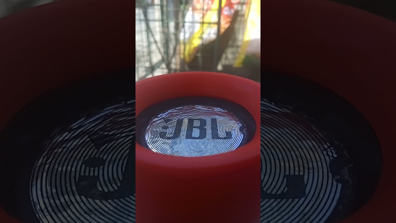 Fake JBL Charge 2+ Bass Test