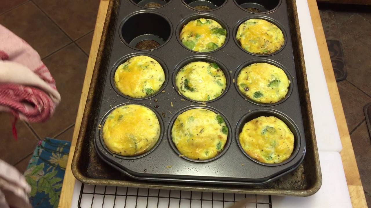 Crustless quiche in muffin tin