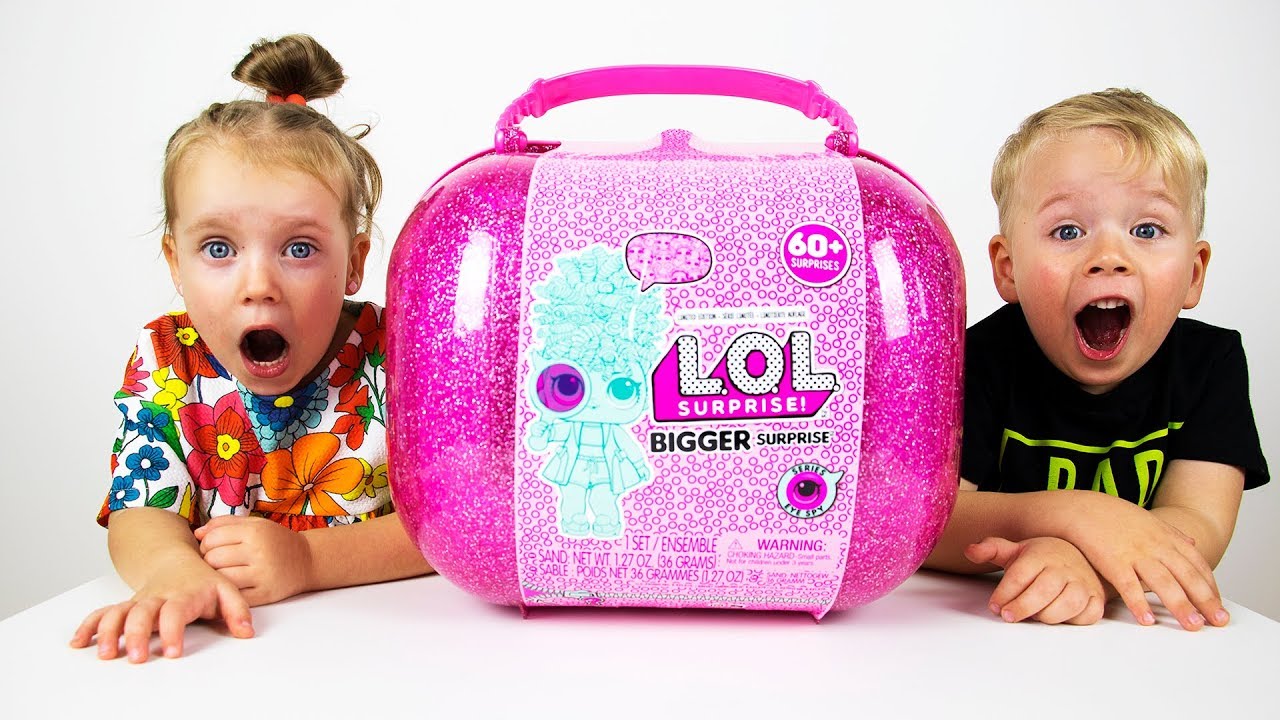 Gaby and Alex Playing with LOL Surprise Bigger