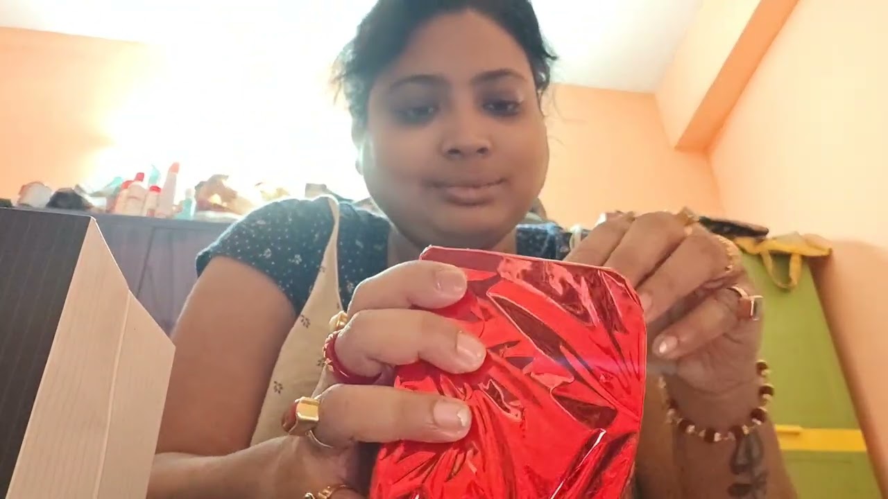 Birthday gift unboxing korlam. #tinasinoutlife #dailyvlog #bengalivlog