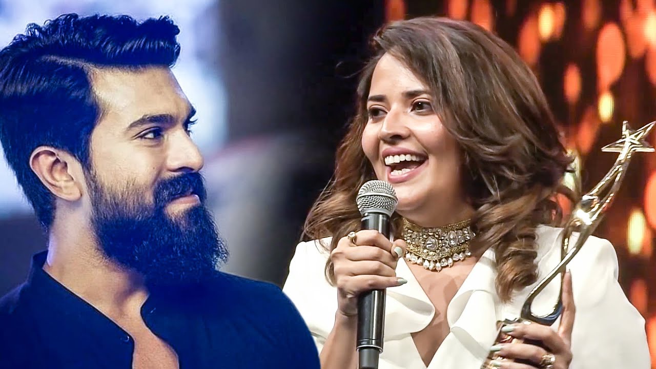 Anasuya Bharadwaj Expressing Her Love For Ram Charan At SIIMA