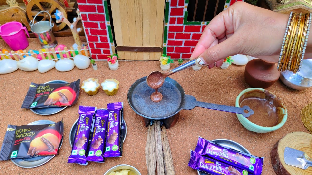 Miniature Dairy Milk Dark Fantasy Pancake Recipe | Chocolate Pancakes | Rini's Miniature |