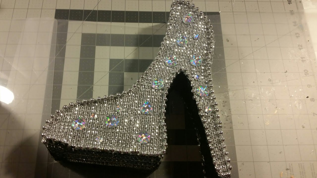 Diy/Beautiful Bedazzled High Hill Shoe /Centerpiece