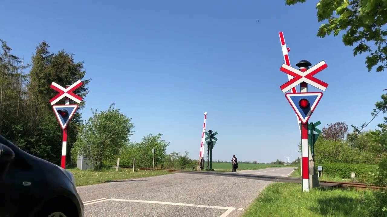 Jernbaneoverskæring i Våbensted