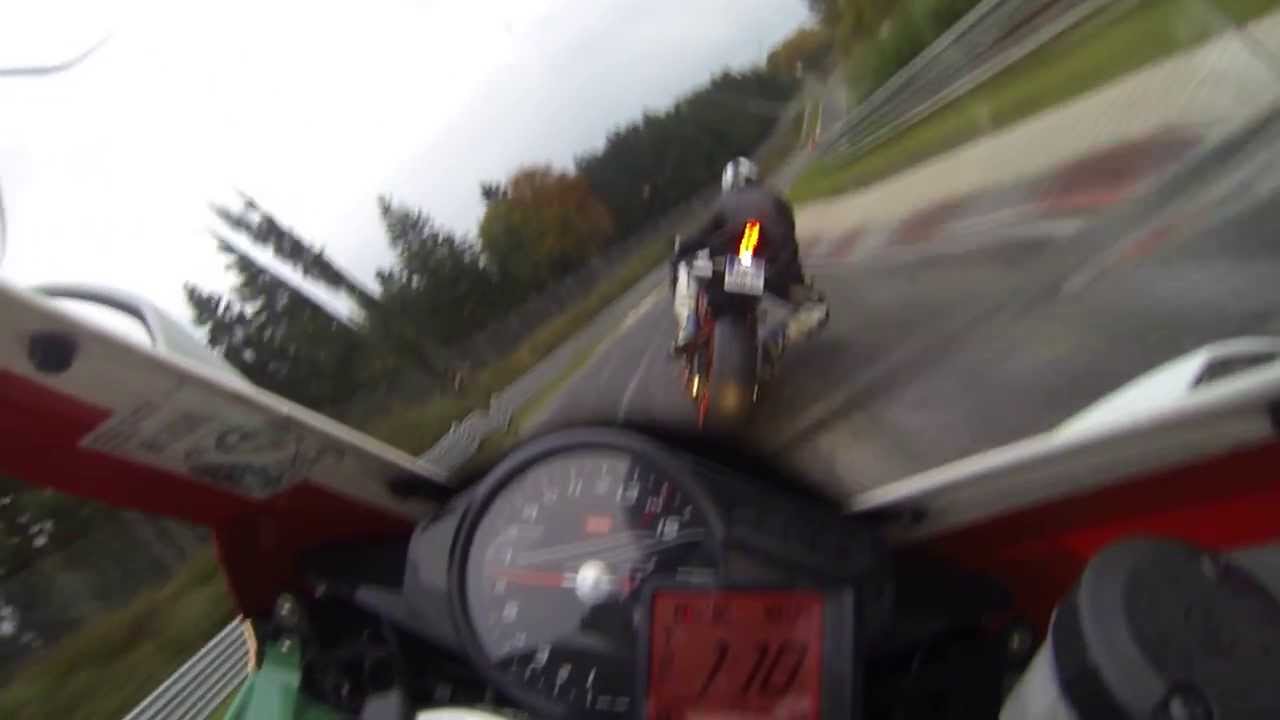Nürburgring Nordschleife Aprilia RSV4 follow KTM RC8R