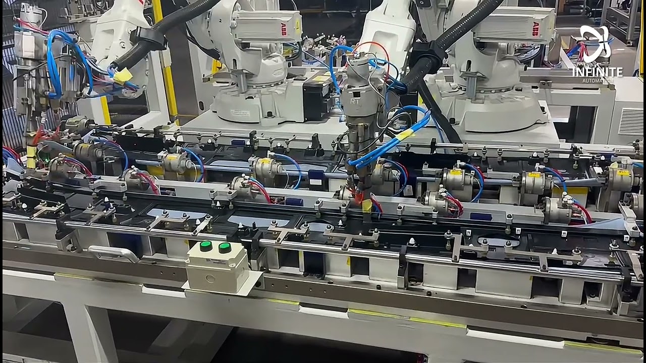 Robotic Fender welding machine