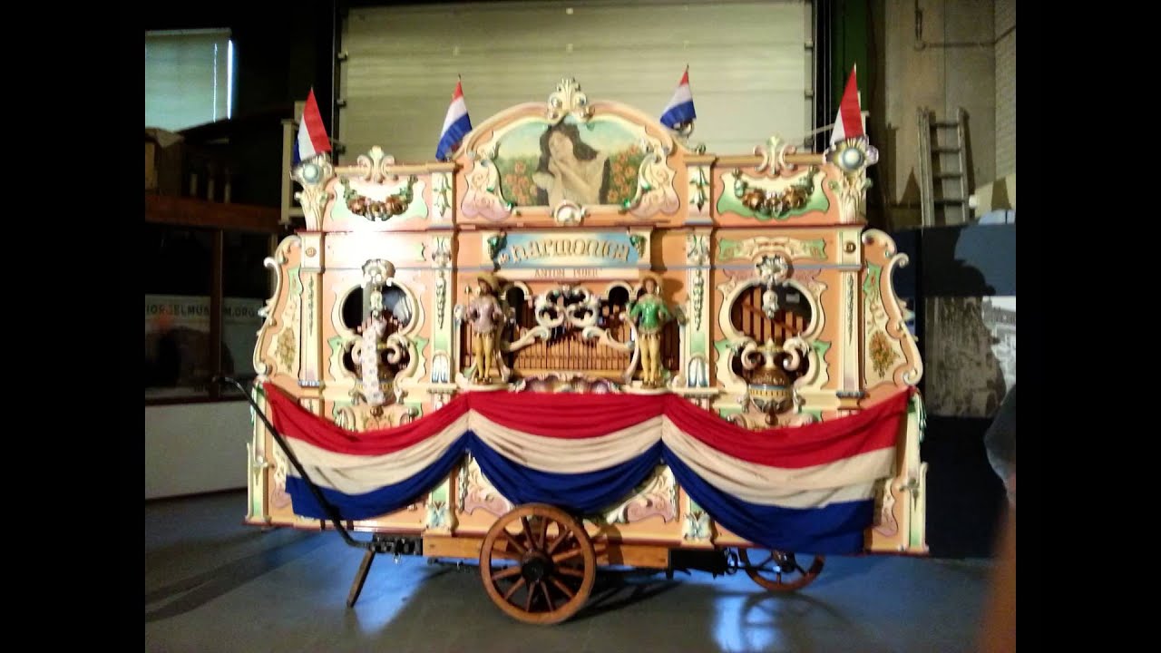 Draaiorgel de Harmonica in Haarlem - 29-11-2015