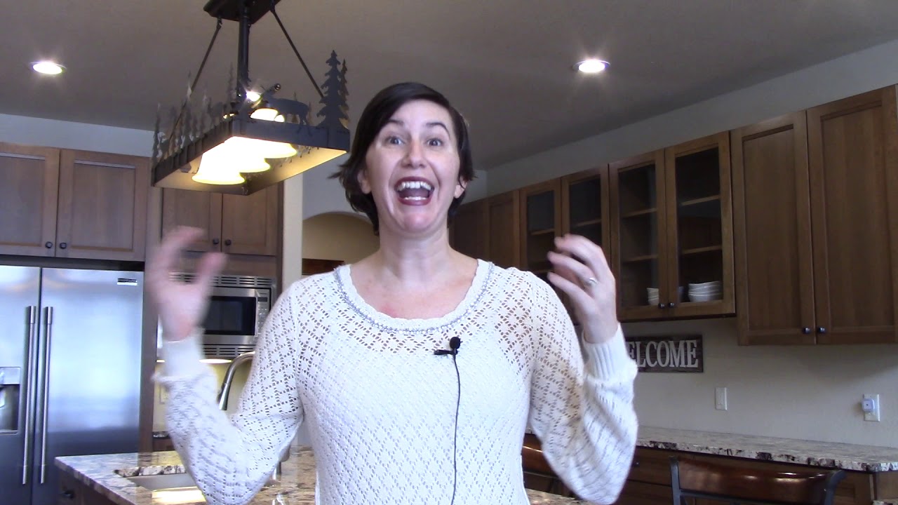 Join Monica Writes at The Elite Blogger Women Retreat!