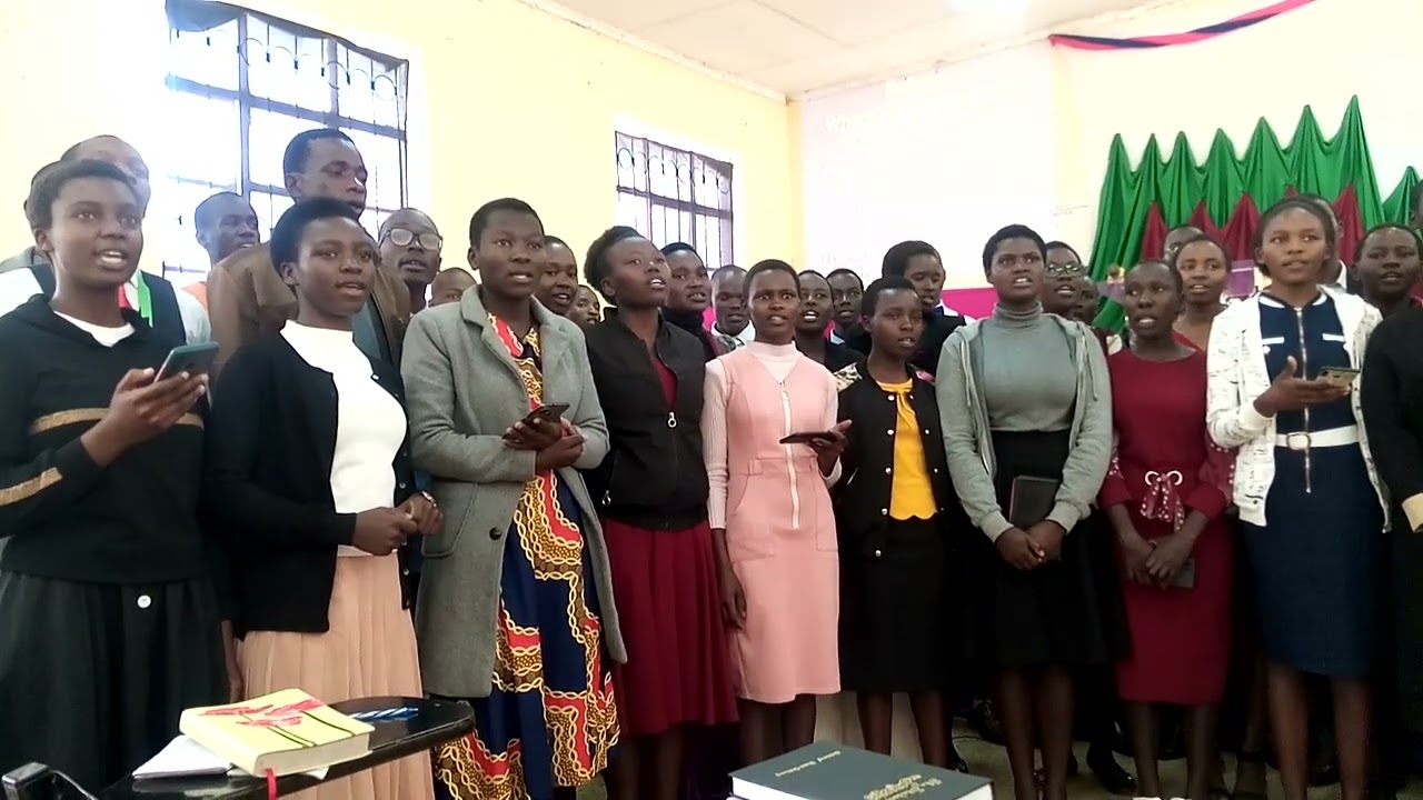 Wow! University of Eldoret SDA Church Choir! Amazing song!