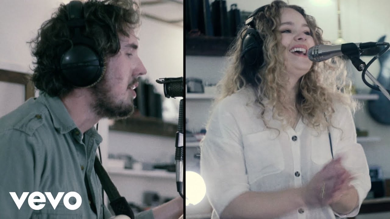 The Heavy Heavy - Miles and Miles (Official Live Session)