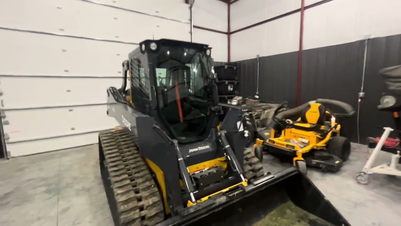 John Deere 325G Skid Steer Review 