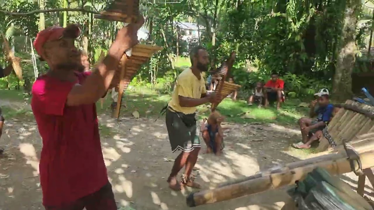 Solomon island Panpipers ~ Kolochikri isabel province 