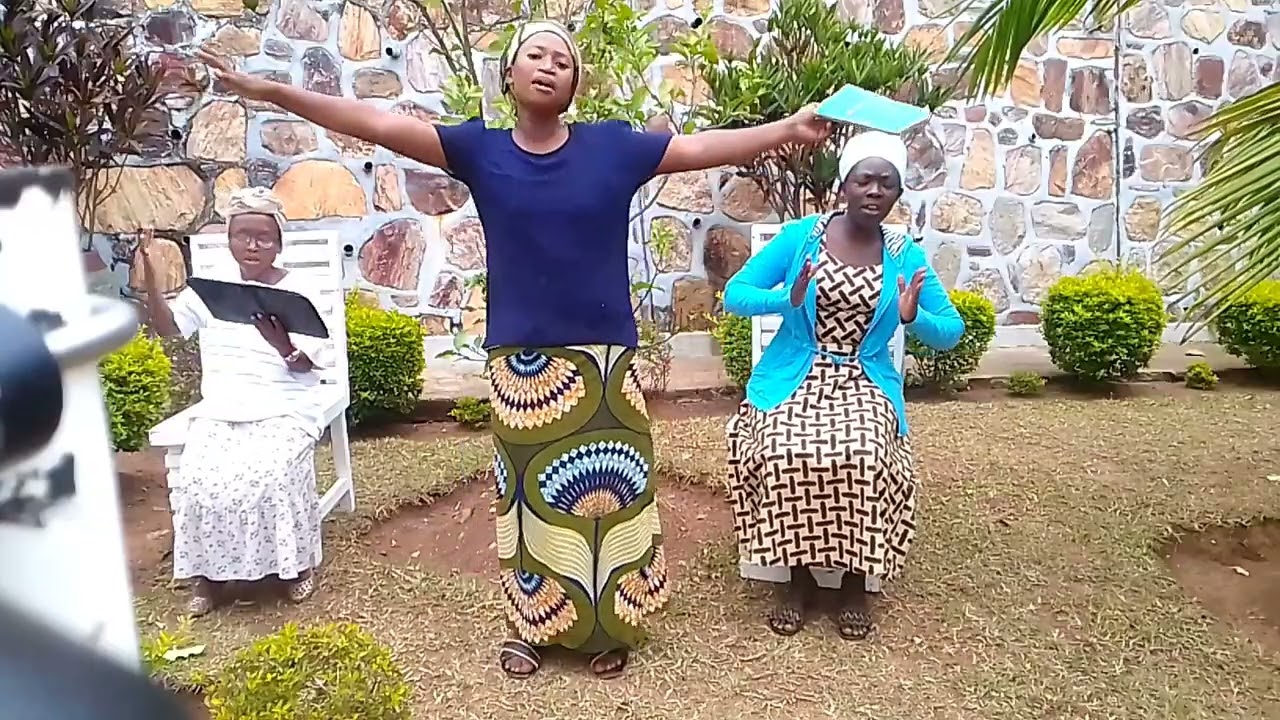 HARIHWICYO NKWAKA VIDEO BY IRADUKUNDA JOSEE