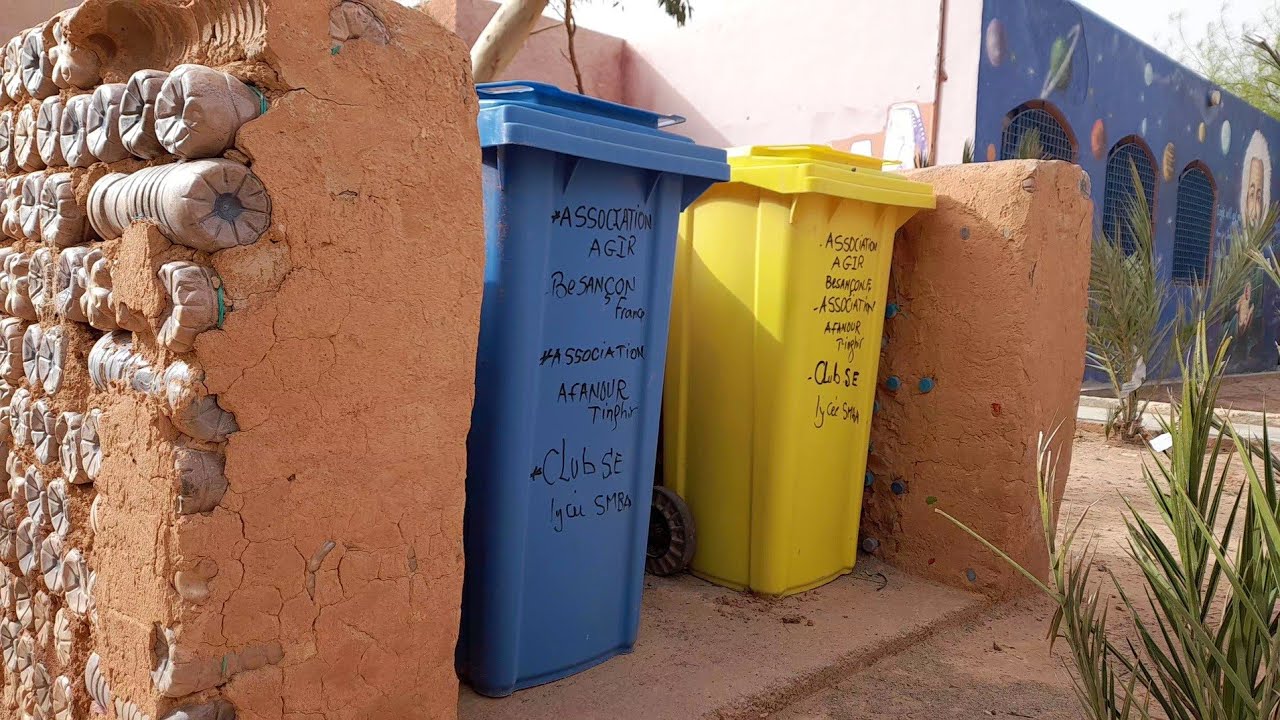 الصحفيون الشباب من أجل البيئة:البلاستيك..تحديات و آفاق