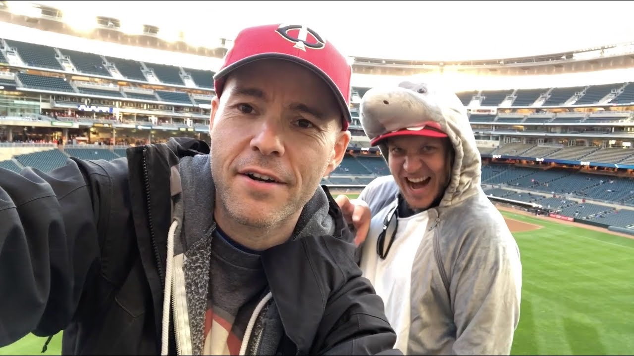 Visiting every MLB stadium IN ONE SEASON . . . again!! (Target Field)