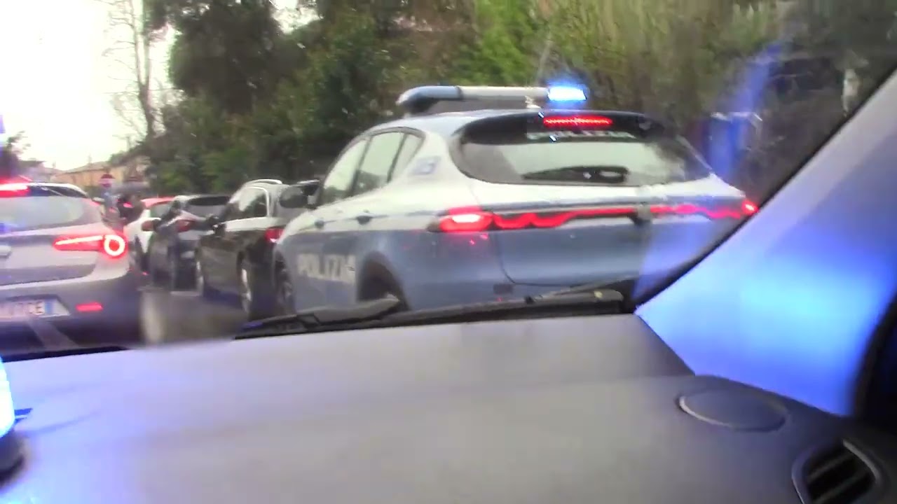 Mestre, 14 arresti per spaccio: le immagini dell'operazione della polizia con elicottero e volanti