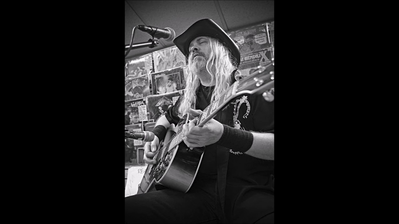 Eerie Vonn Talks About His Time In Danzig