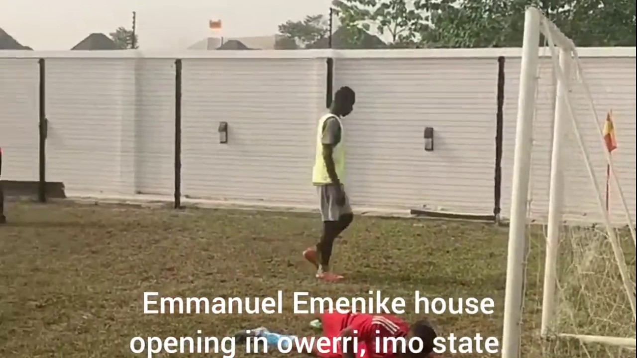 See Super Eagle footballer Emmanuel Emenike manshion