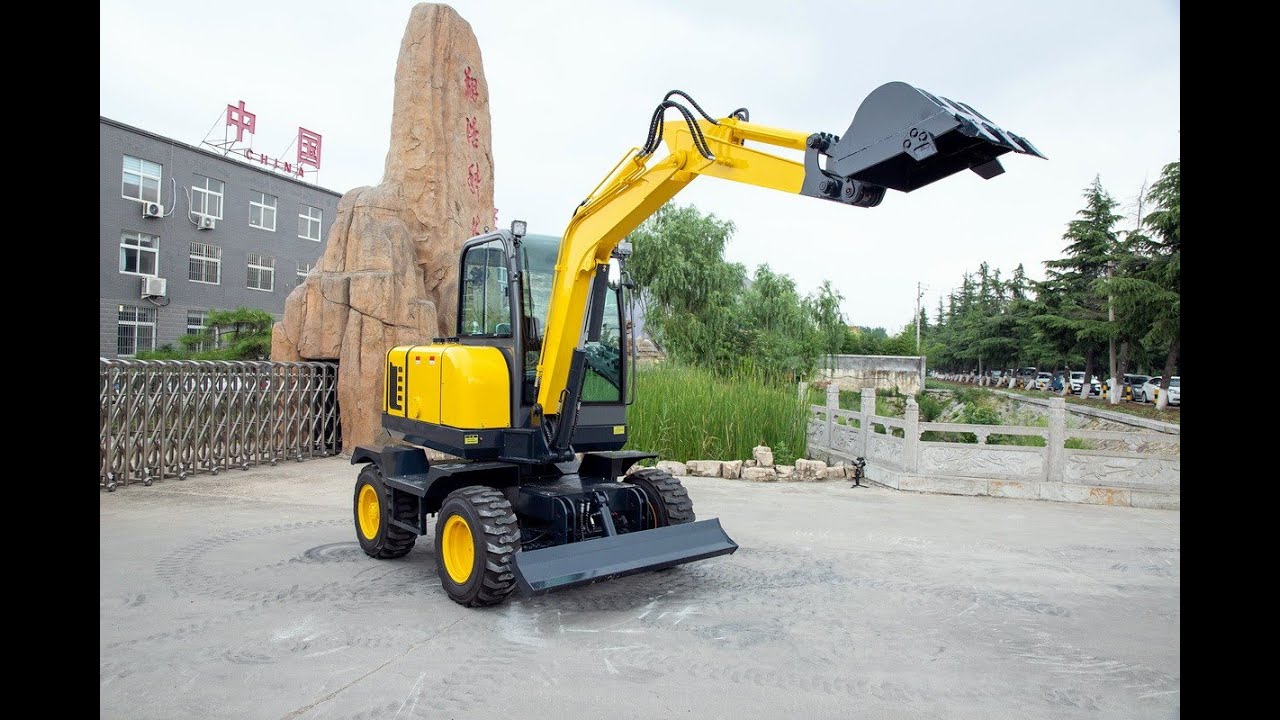 MÁY XÚC ĐÀO MINI BÁNH LỐP 40 GIÁ RẺ