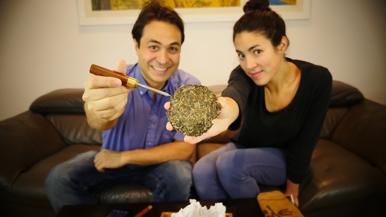 How to Break and Wrap PuErh Cakes