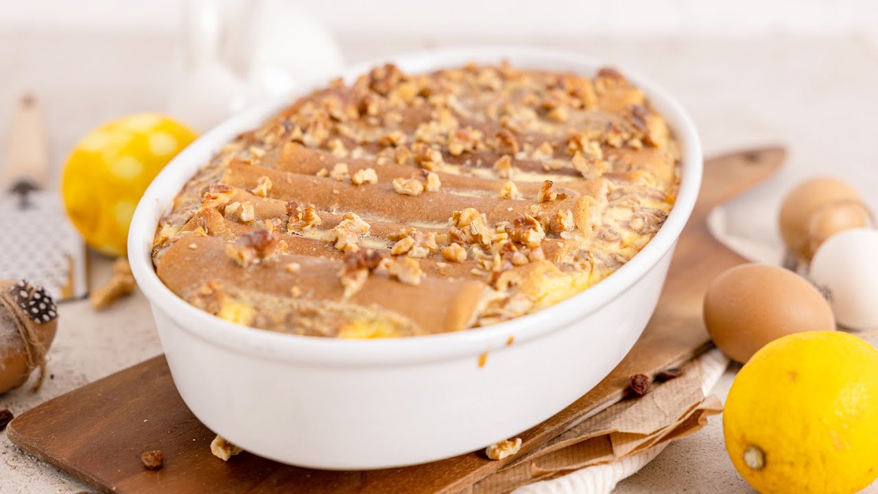 Velikonočne gratinirane potica palačinke z rozinami