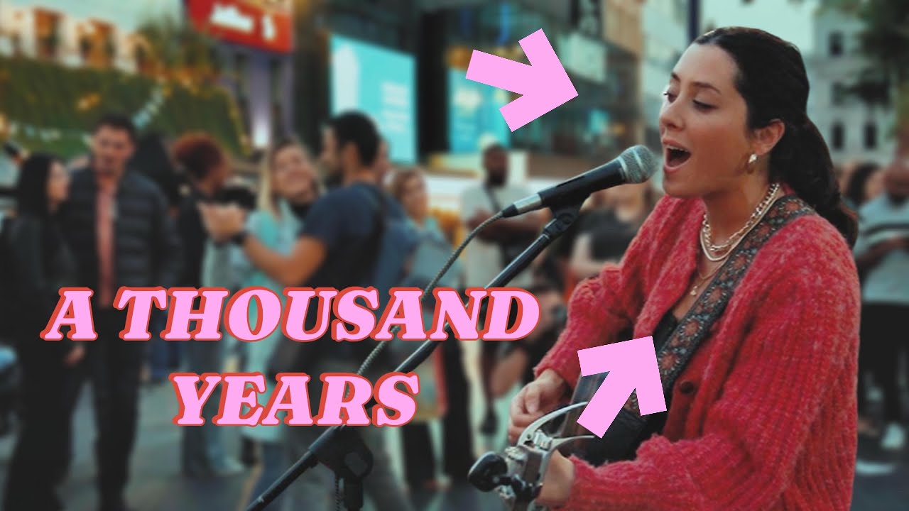 Busker&rsquo;s HEARTFELT Performance Has Everyone SLOW DANCING in the STREET