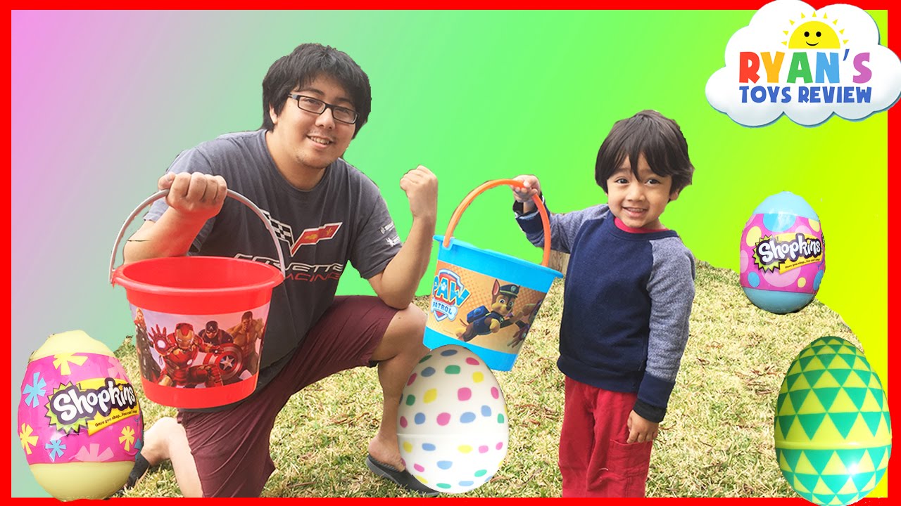 Easter Eggs Hunt Surprise Toys Challenge with Bunch O Balloons!